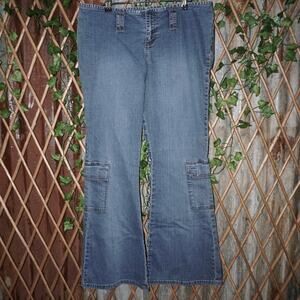 13- Vintage Y2K MUDD denim cargo pants low waist femme pants